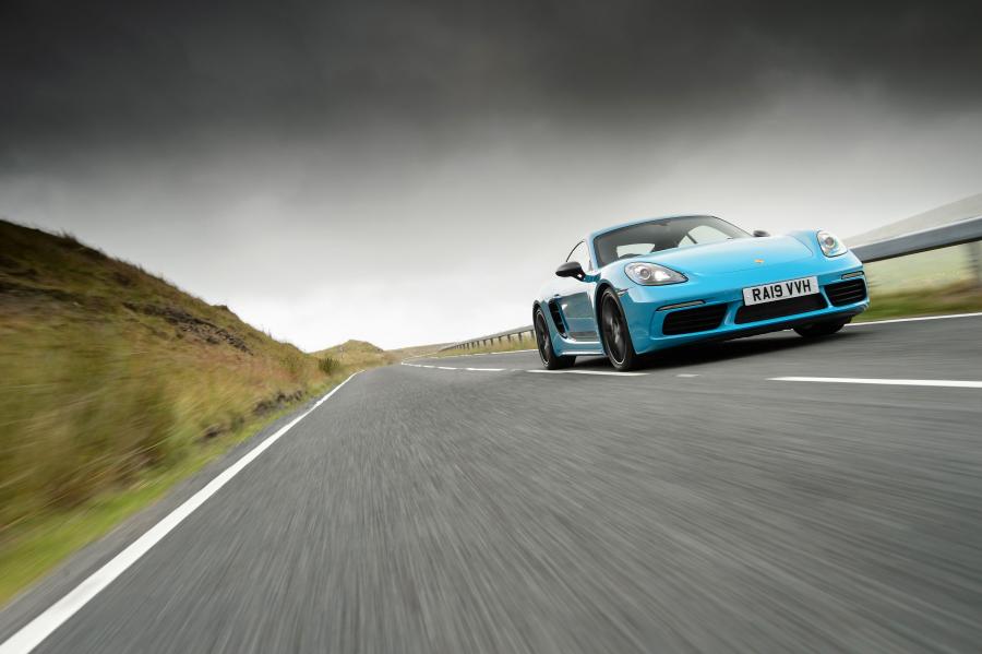  Porsche 718 Cayman T (982C) 2019 года  (UK) (фото 33 из 40)